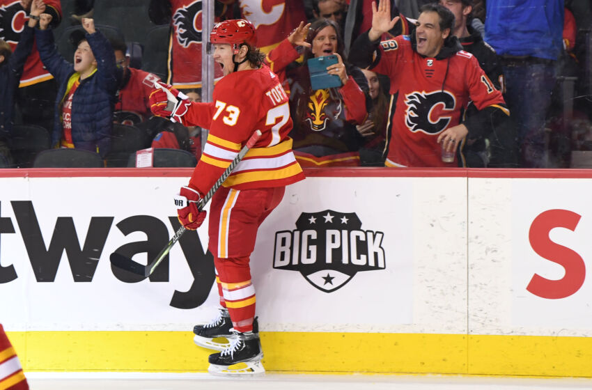Tyler Toffoli scorer to avgjørende mål for å vinne kampen for Flames